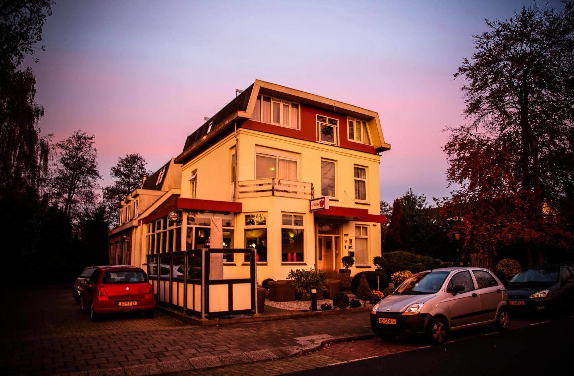 Alp De Veenen Hotel Amstelveen Exterior foto